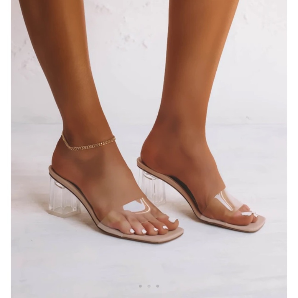 Almost new Billini heels